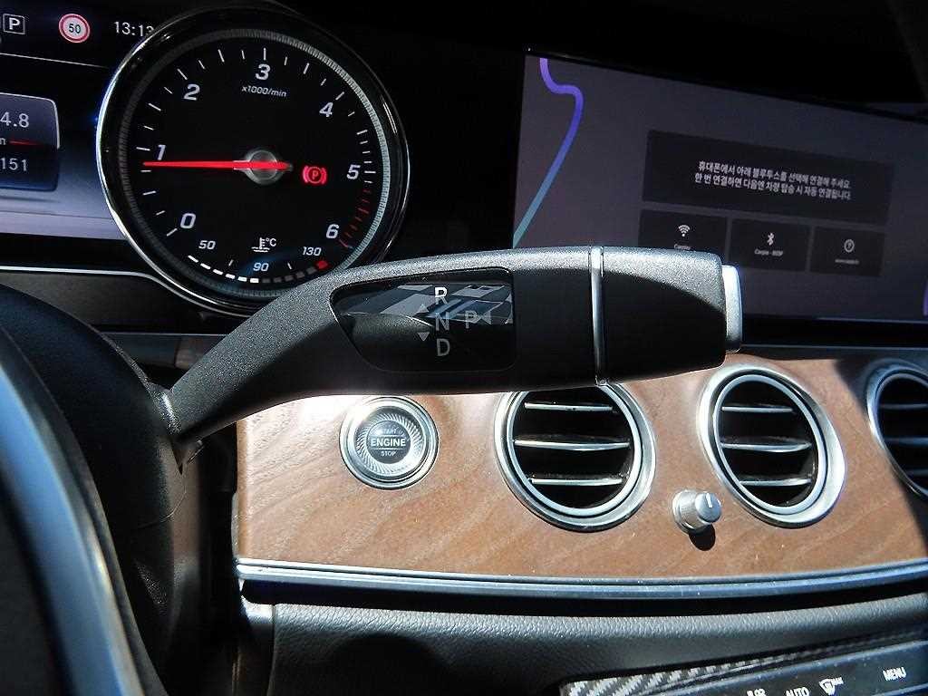 벤츠 E 클래스 E-클래스 W213 E220d 익스클루시브 이미지 10