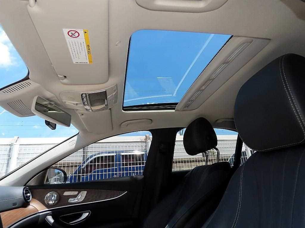 벤츠 E 클래스 E-클래스 W213 E220d 익스클루시브 이미지 17