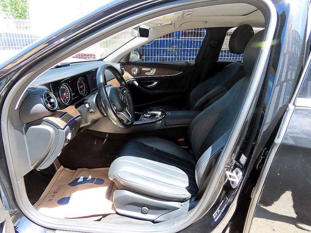 벤츠 E 클래스 E-클래스 W213 E220d 익스클루시브 이미지 5