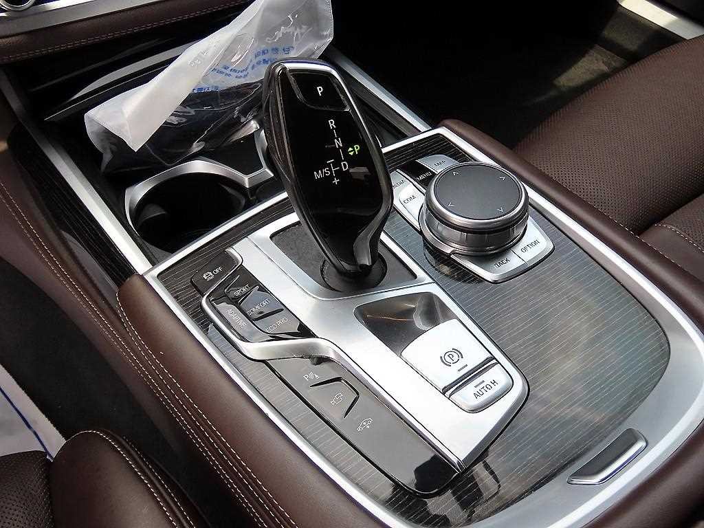 BMW 7시리즈 7시리즈 (G11) 730d xDrive M 스포츠 이미지 11