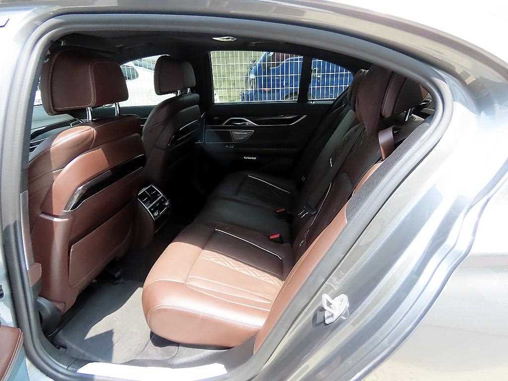 BMW 7시리즈 7시리즈 (G11) 730d xDrive M 스포츠 이미지 6