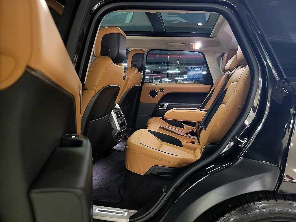 랜드로버 레인지로버 스포츠 레인지로버 스포츠 2세대 P360 HSE 다이나믹 이미지 8