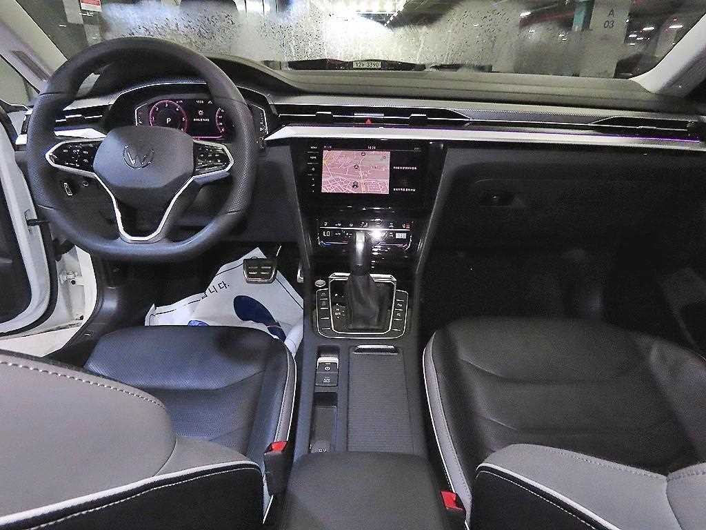 폭스바겐 아테온 2.0 TDI 프레스티지 이미지 10