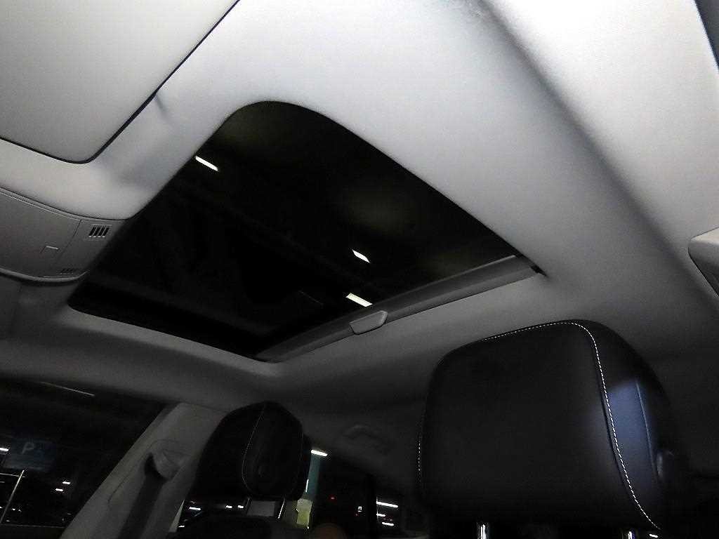 폭스바겐 아테온 2.0 TDI 프레스티지 이미지 15