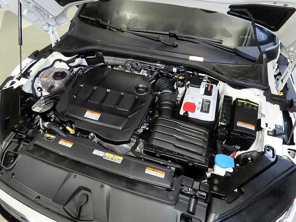 폭스바겐 아테온 2.0 TDI 프레스티지 이미지 19