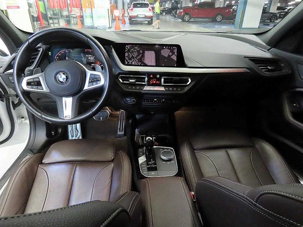BMW 1시리즈 1시리즈 (F40) 118d M 스포츠 이미지 10