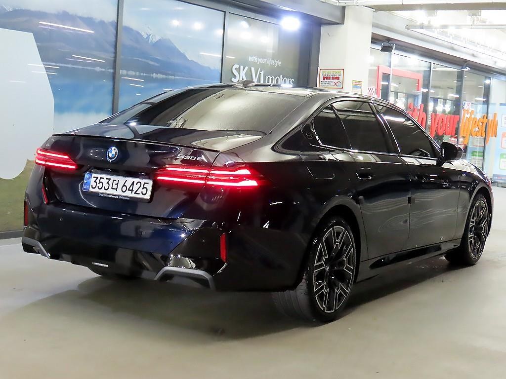 BMW 5시리즈 5시리즈 (G60) 530e M 스포츠 프로 이미지 4