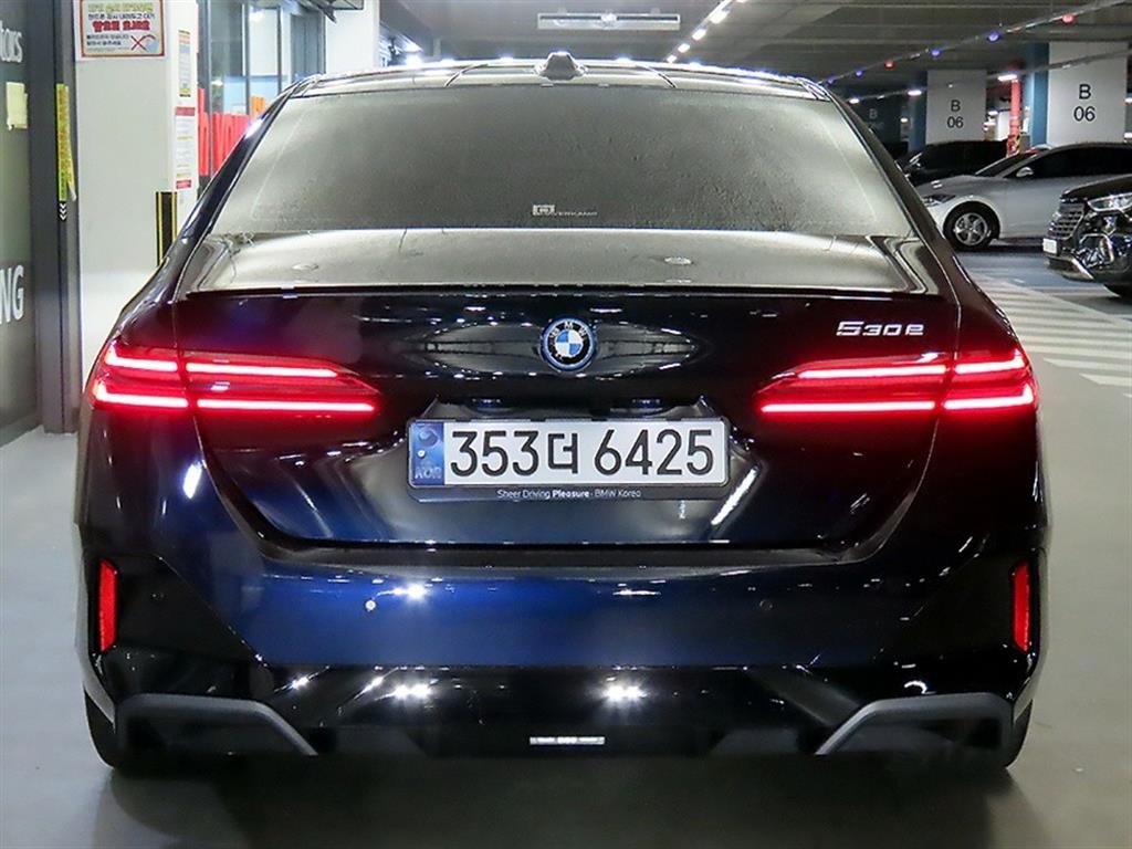 BMW 5시리즈 5시리즈 (G60) 530e M 스포츠 프로 이미지 5