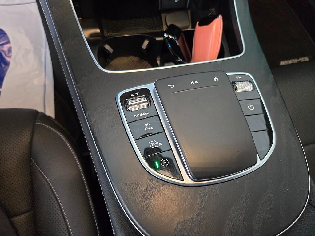 벤츠 E 클래스 E-클래스 W213 E220d 4MATIC AMG라인 이미지 12