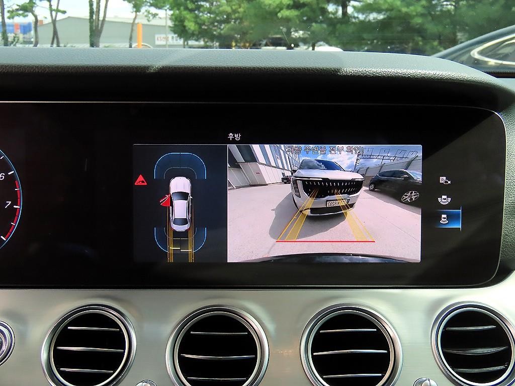 벤츠 E 클래스 E-클래스 W213 E250 아방가르드 이미지 15