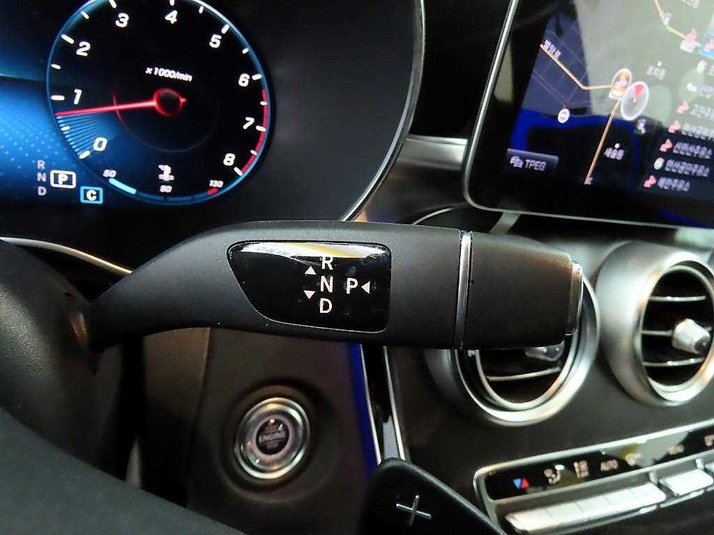 벤츠 C 클래스 C클래스 W205 C200 AMG LINE 이미지 10