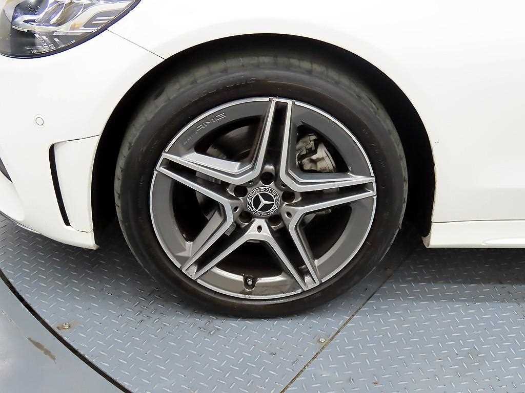 벤츠 C 클래스 C클래스 W205 C200 AMG LINE 이미지 19