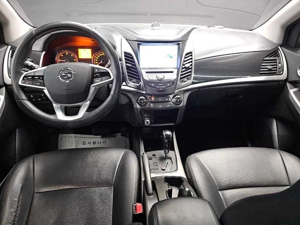 KG모빌리티(쌍용) 코란도 뉴스타일코란도C 2.2 RX 2WD 고급형 이미지 7