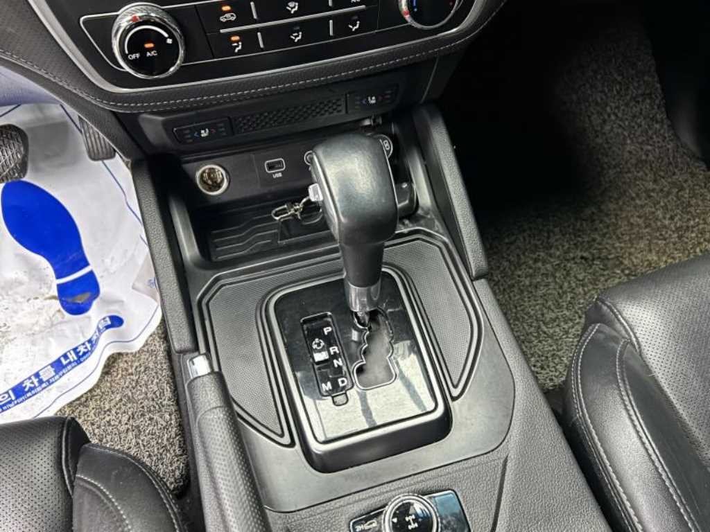 KG모빌리티(쌍용) 렉스턴 더 뉴 렉스턴 스포츠 디젤 2.2 4WD 와일드 이미지 11