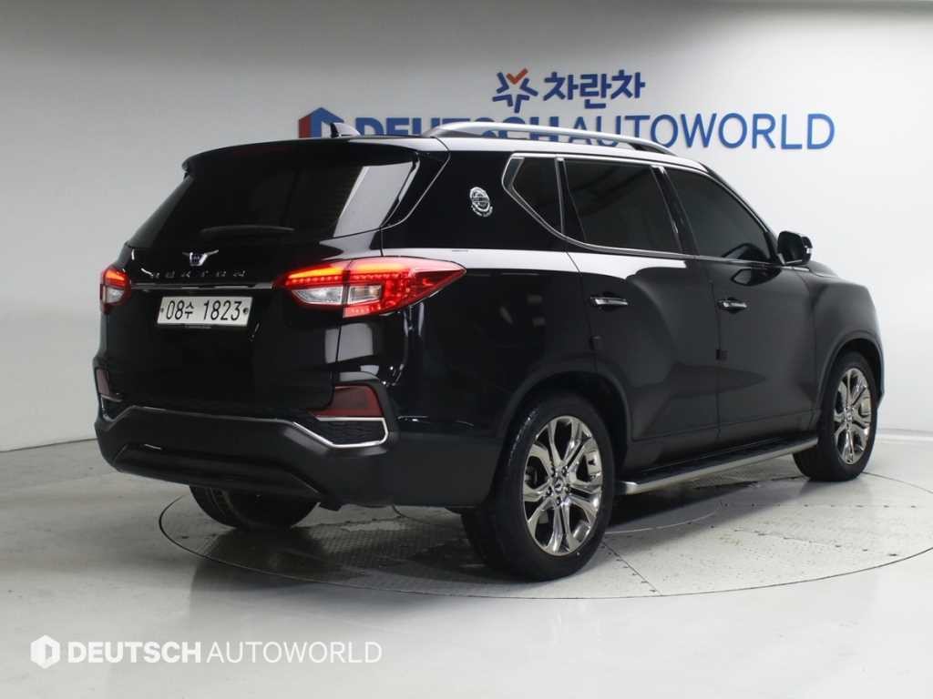 KG모빌리티(쌍용) 렉스턴 G4렉스턴 디젤 2.2 4WD 유라시아 에디션 이미지 2
