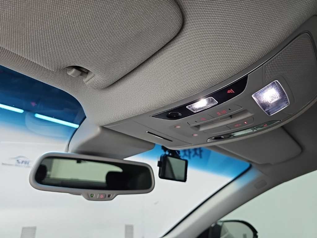 아우디 A7 55 TDI 콰트로 이미지 17