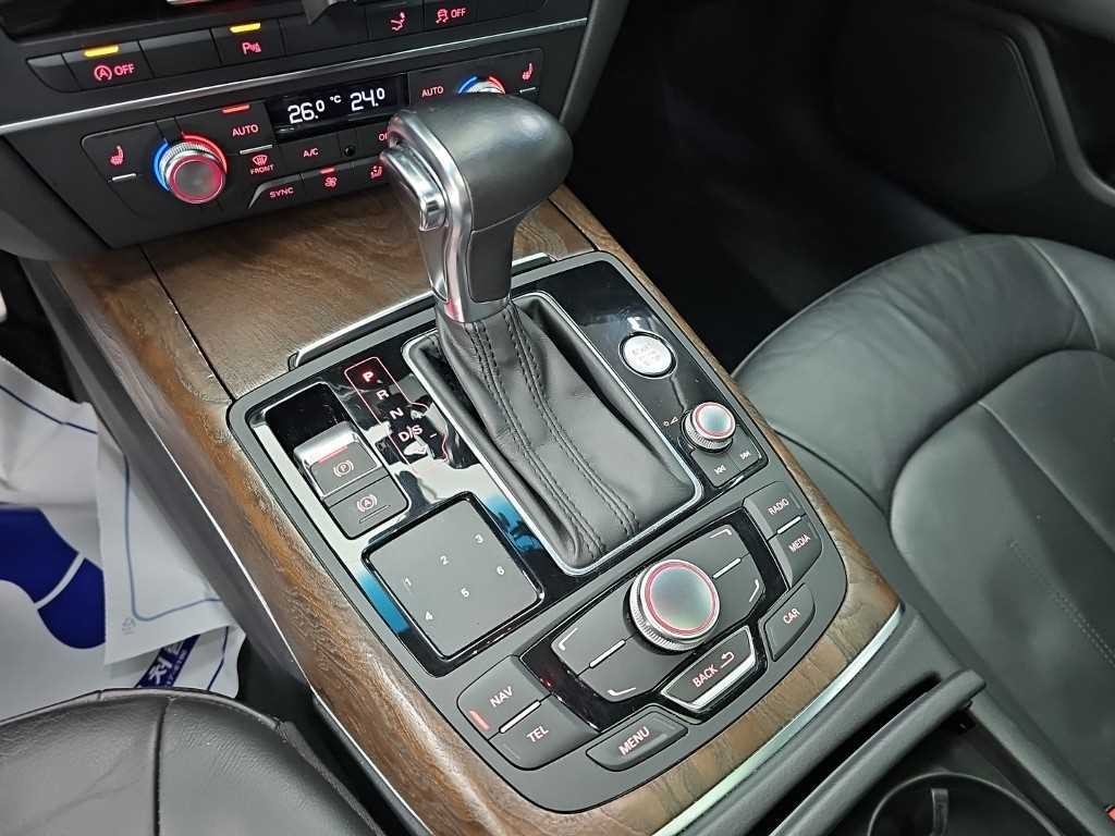 아우디 A7 55 TDI 콰트로 이미지 8