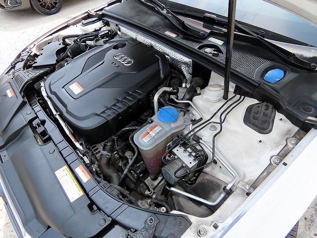 아우디 A4 뉴 A4 30 TDI 이미지 17