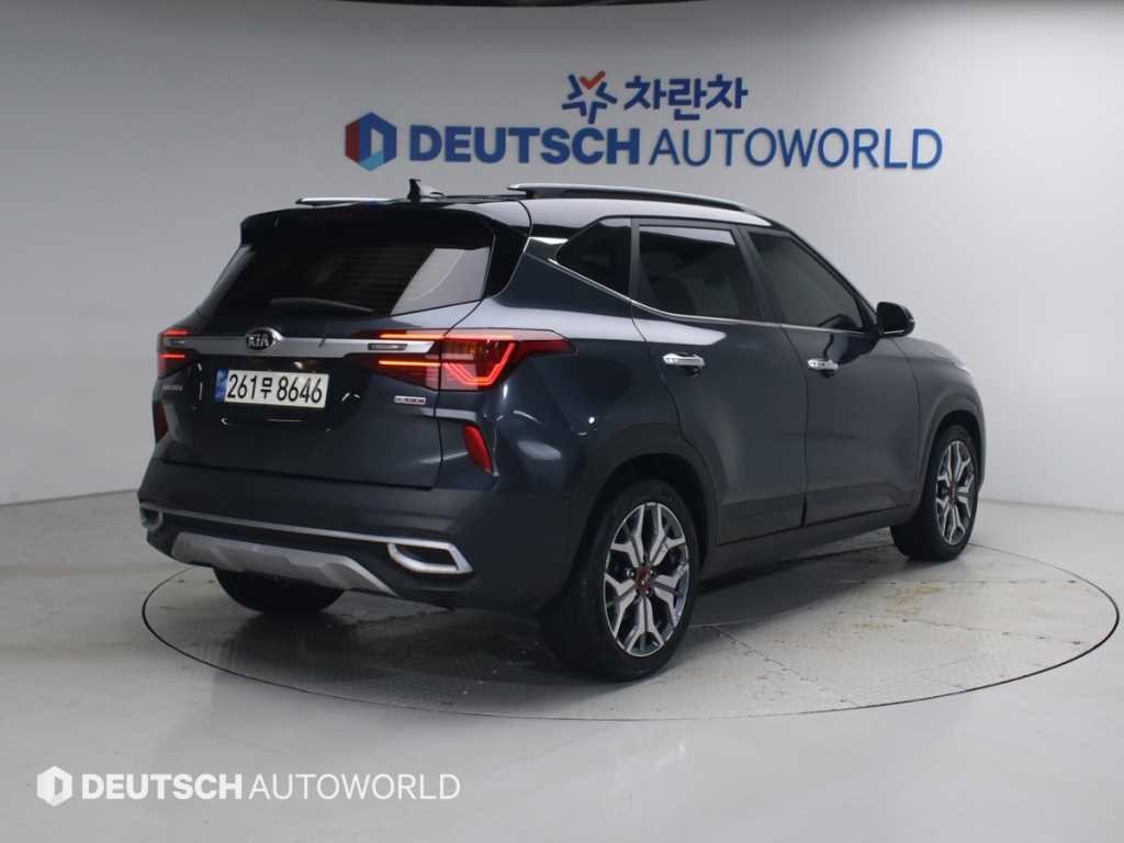 기아 셀토스 가솔린 1.6 터보 2WD 시그니처 이미지 2