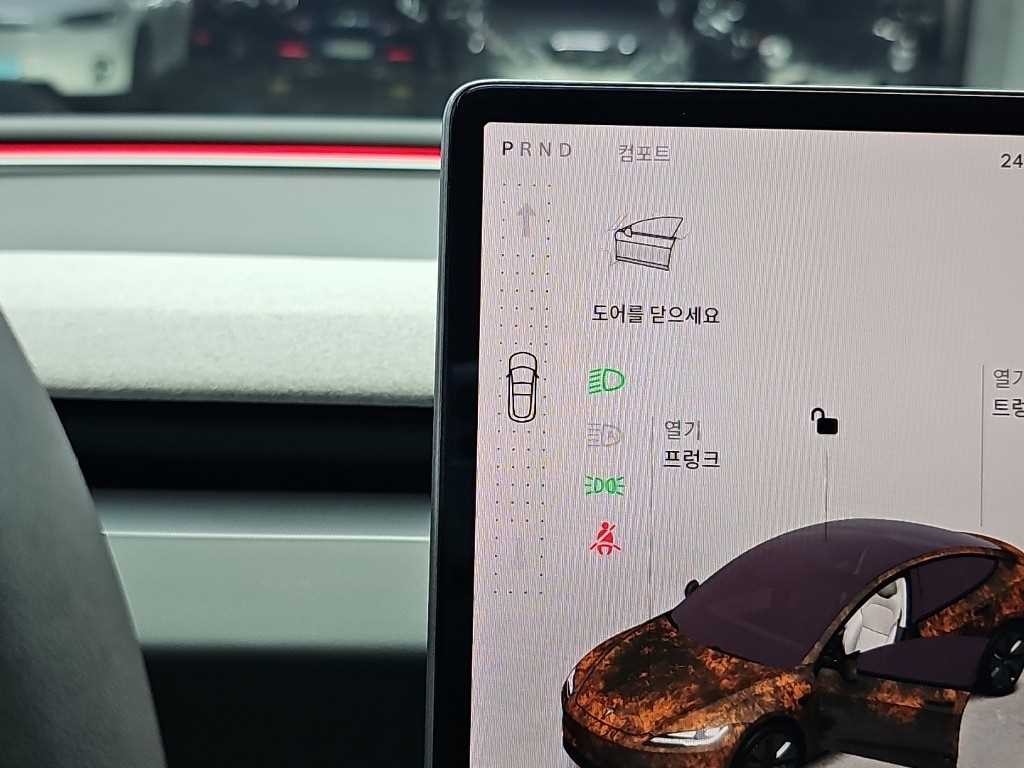 테슬라 모델 3 RWD 이미지 8