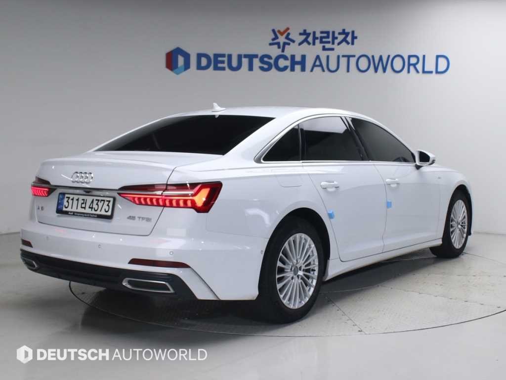 아우디 A6 A6 (C8) 45 TFSI 이미지 2