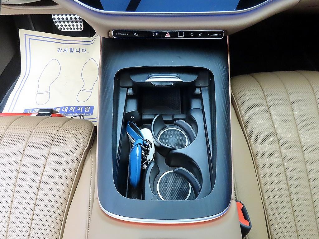벤츠 E 클래스 E-클래스 W214 E300 4MATIC 익스클루시브 이미지 13