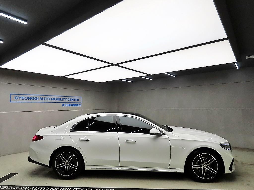 벤츠 E 클래스 E-클래스 W214 E300 4MATIC 익스클루시브 이미지 2