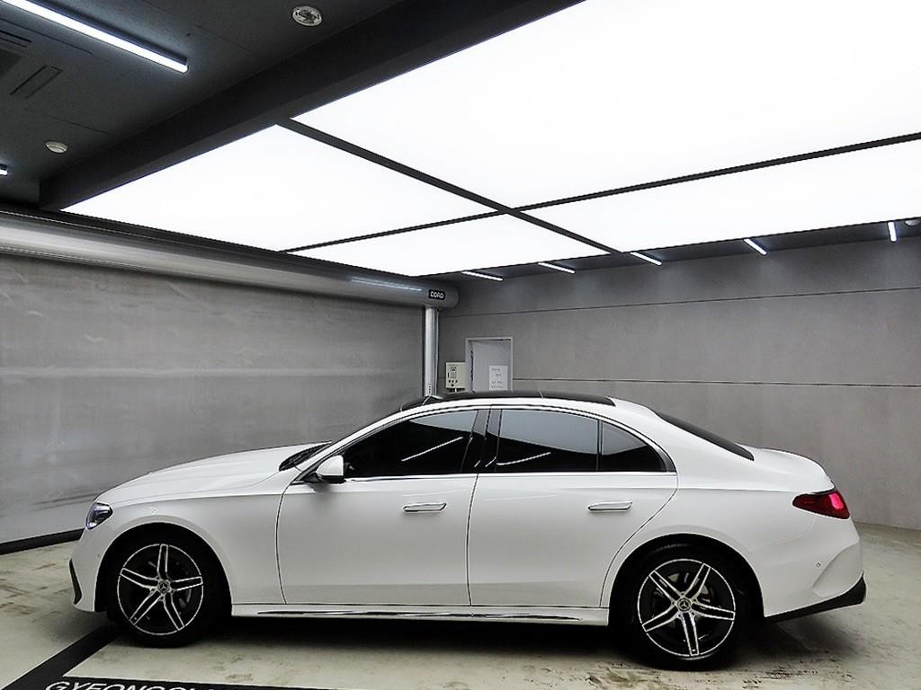 벤츠 E 클래스 E-클래스 W214 E300 4MATIC 익스클루시브 이미지 4
