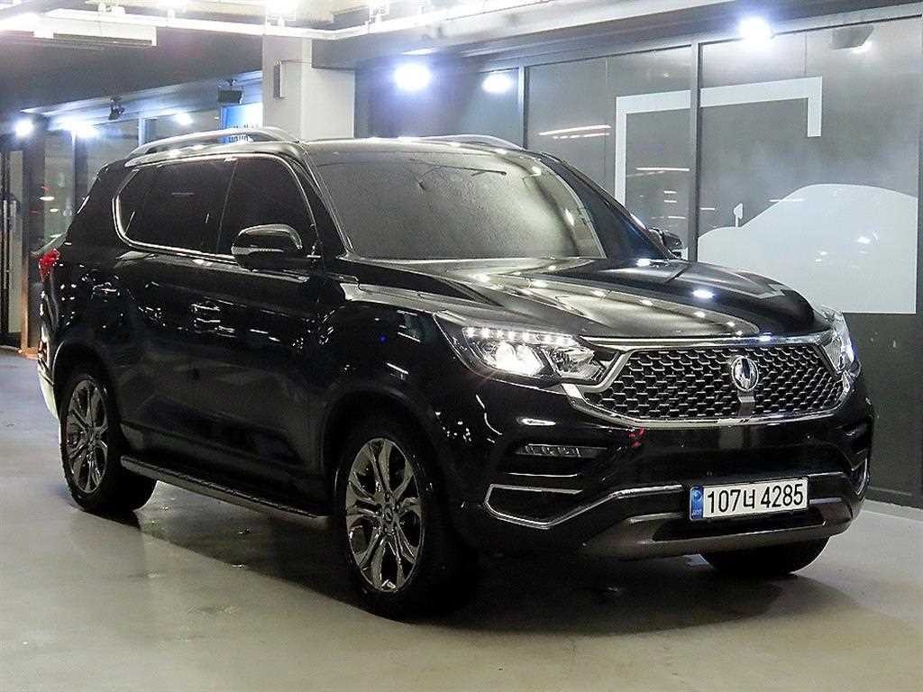 KG모빌리티(쌍용) 렉스턴 G4렉스턴 디젤 2.2 4WD 화이트 에디션 이미지 1