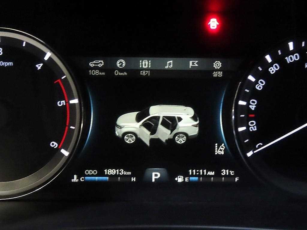 KG모빌리티(쌍용) 렉스턴 G4렉스턴 디젤 2.2 4WD 화이트 에디션 이미지 9