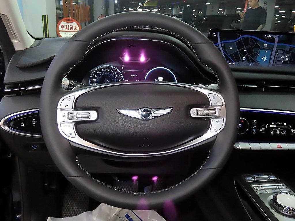 제네시스 GV70 2.2 디젤 2WD 이미지 8