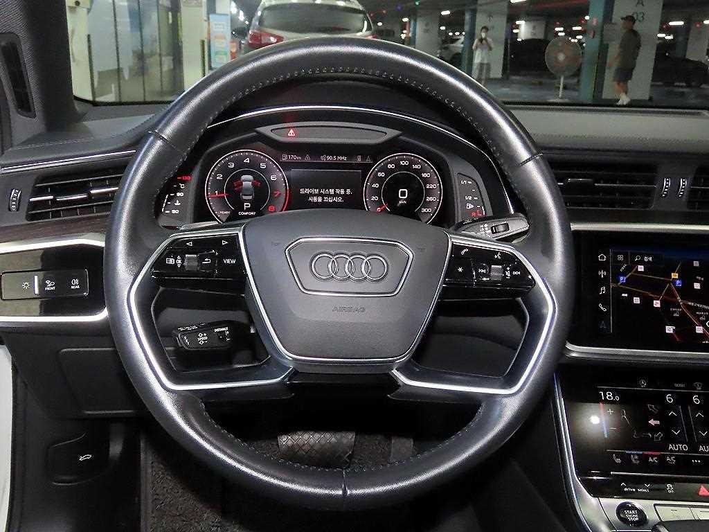 아우디 A6 A6 (C8) 45 TFSI 콰트로 프리미엄 이미지 8