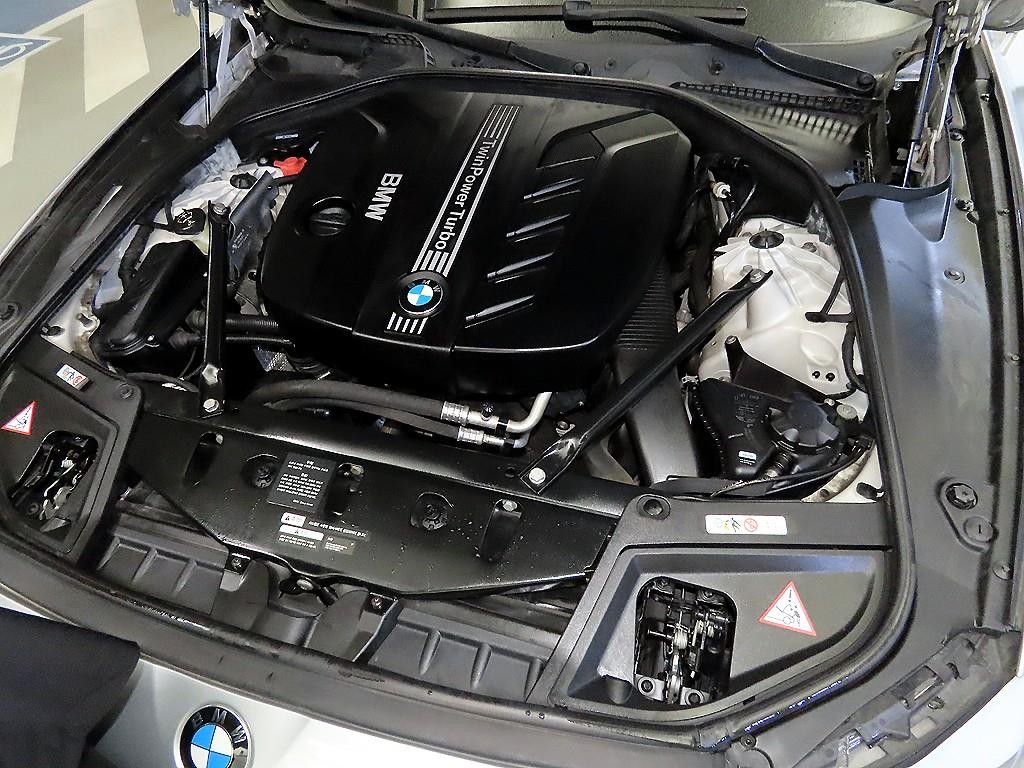 BMW 5시리즈 5시리즈 (F10) 520d 이미지 19