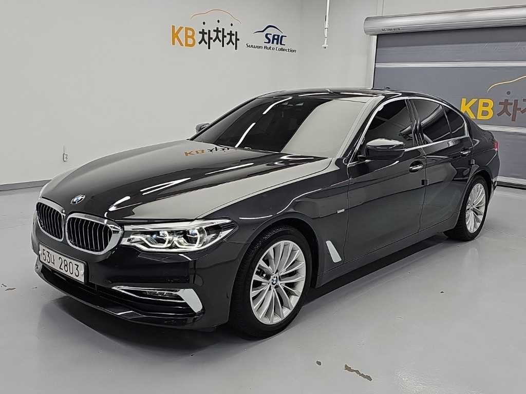 BMW 5시리즈 5시리즈 (G30) 520d xDrive 럭셔리 플러스 이미지 1