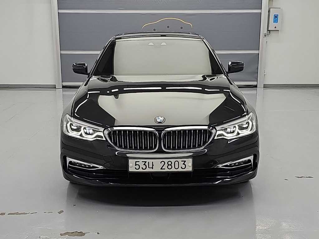 BMW 5시리즈 5시리즈 (G30) 520d xDrive 럭셔리 플러스 이미지 2