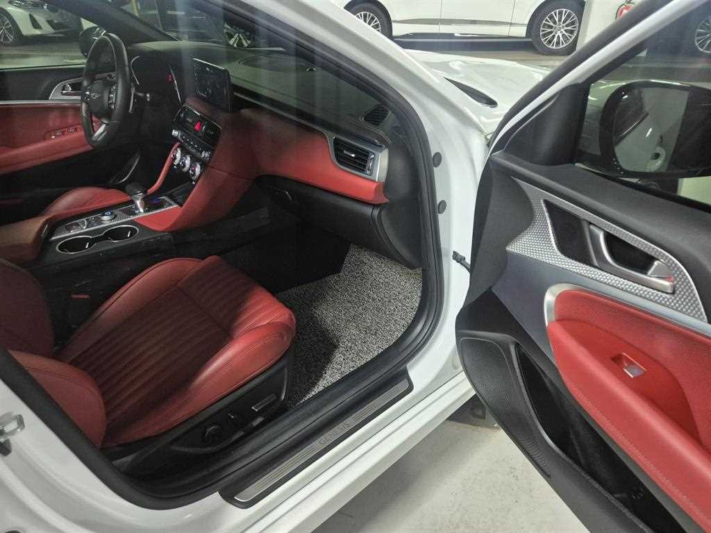 제네시스 G70 더 뉴 G70 슈팅브레이크 가솔린 2.0T 2WD 스포츠 이미지 11