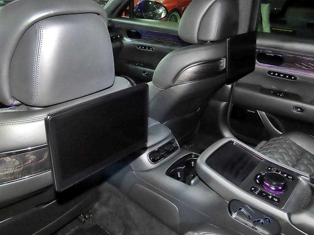 제네시스 G90 G90(RS4) 3.5T GDI e-S/C AWD 블랙 이미지 14
