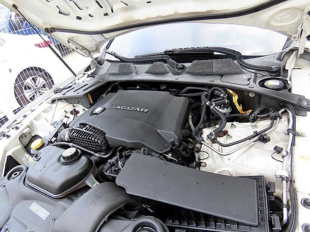재규어 XJ XJ (X351) 3.0D 프리미엄 럭셔리 LWB 이미지 19