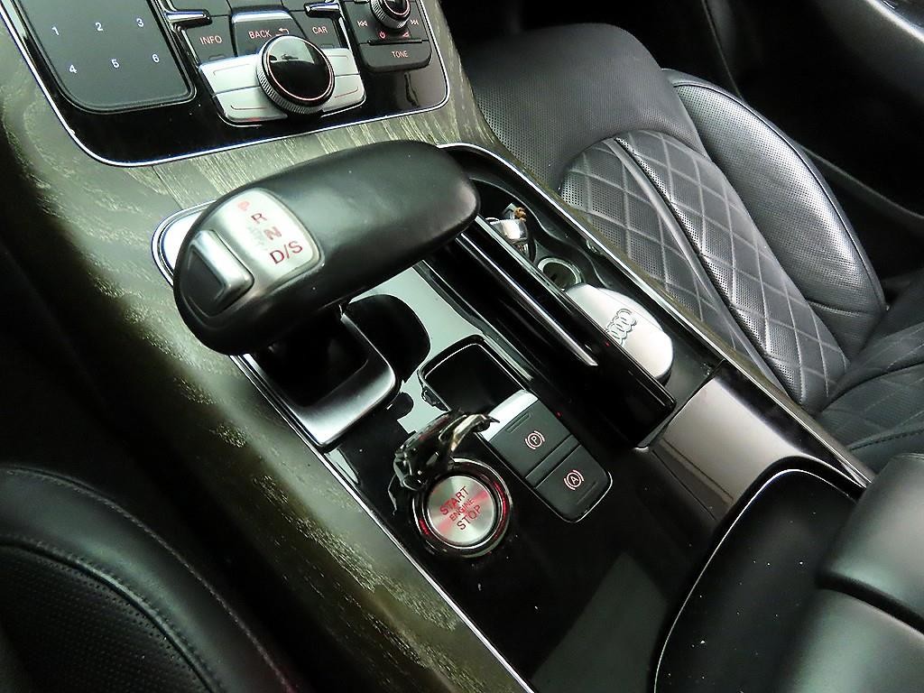 아우디 A8 뉴A8 50 TDI 콰트로 디자인 LWB 이미지 10