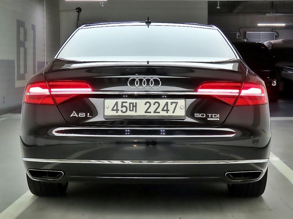아우디 A8 뉴A8 50 TDI 콰트로 디자인 LWB 이미지 3