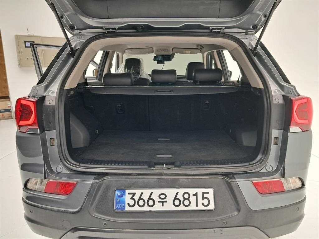 KG모빌리티(쌍용) 코란도 뷰티풀코란도 4WD 디젤 1.6 C5 플러스 이미지 17