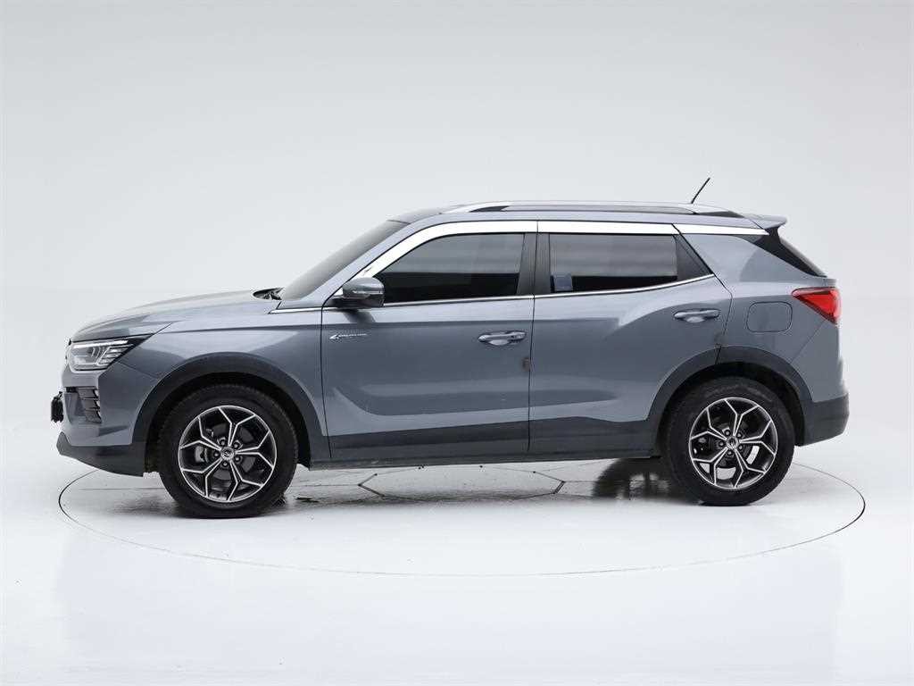 KG모빌리티(쌍용) 코란도 뷰티풀코란도 4WD 디젤 1.6 C5 플러스 이미지 3
