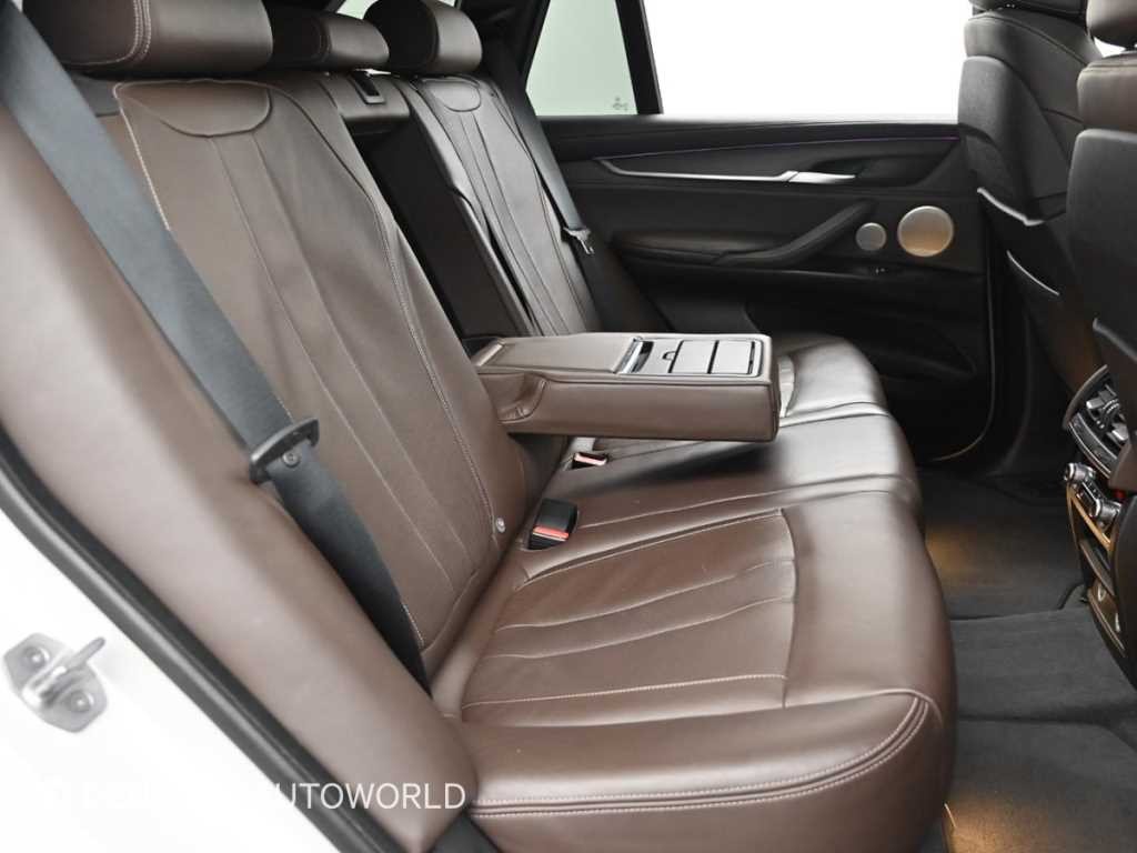 BMW X5 X5 (F15) xDrive M50d 이미지 12