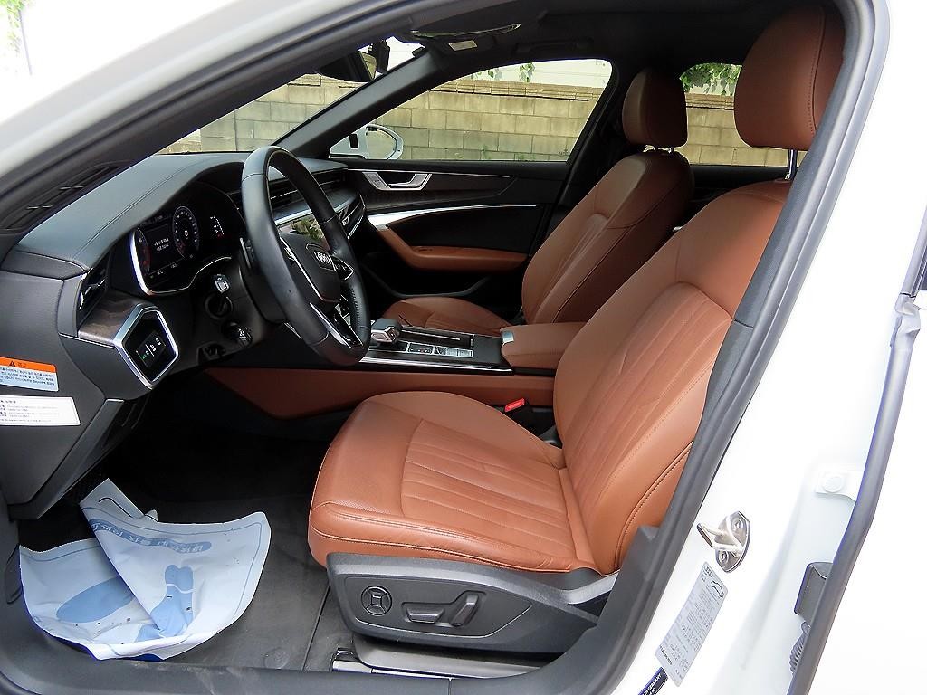 아우디 A6 A6 (C8) 45 TFSI 프리미엄 이미지 5