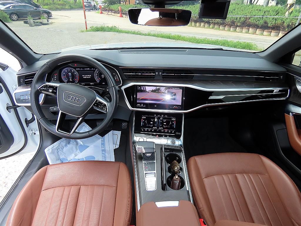 아우디 A6 A6 (C8) 45 TFSI 프리미엄 이미지 7