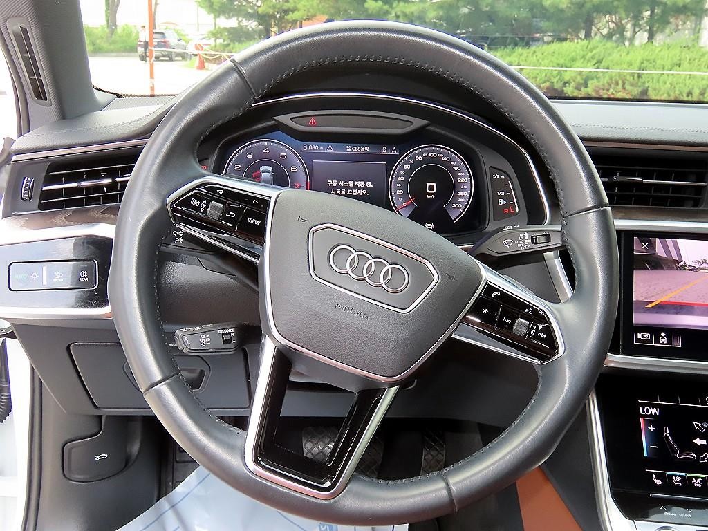 아우디 A6 A6 (C8) 45 TFSI 프리미엄 이미지 8