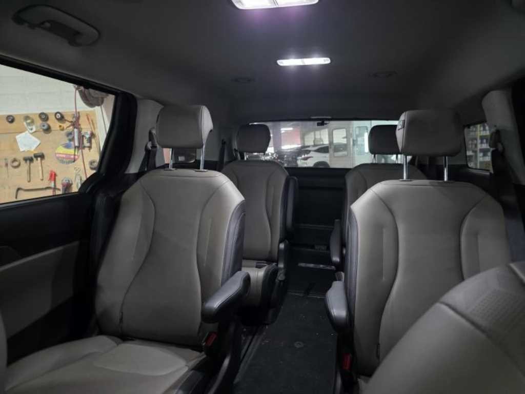 기아 카니발 더 뉴 카니발 4세대 디젤 9인승 노블레스 이미지 11
