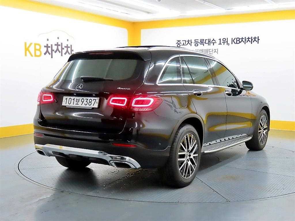 벤츠 GLC 클래스 GLC클래스 X253 GLC 300 4MATIC 이미지 4