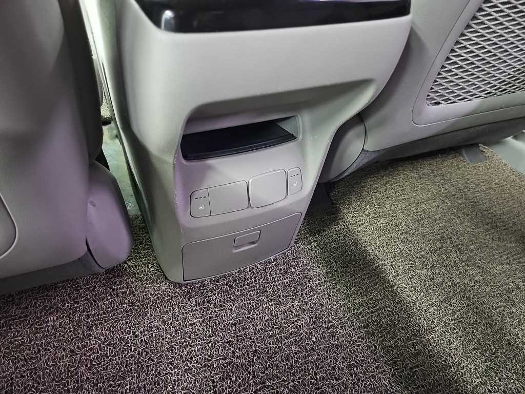 기아 카니발 올 뉴 카니발 디젤 9인승 프레스티지 이미지 13