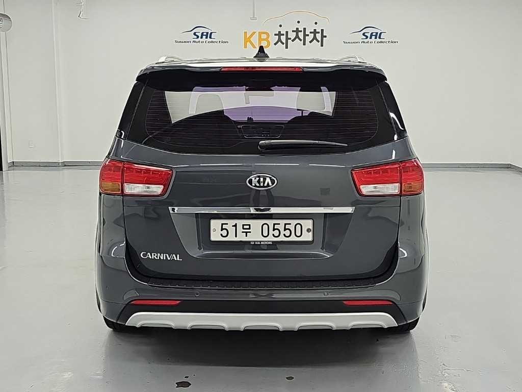기아 카니발 올 뉴 카니발 디젤 9인승 프레스티지 이미지 3